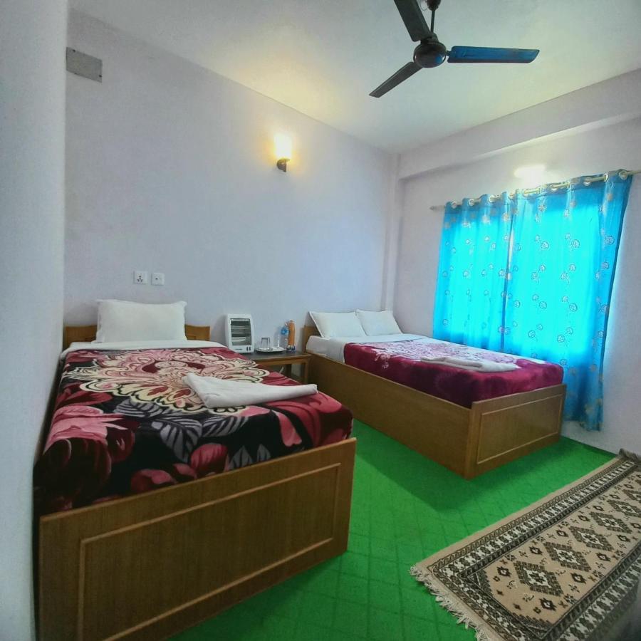 Hotel Aarjan And Restaurant بوكْرا المظهر الخارجي الصورة